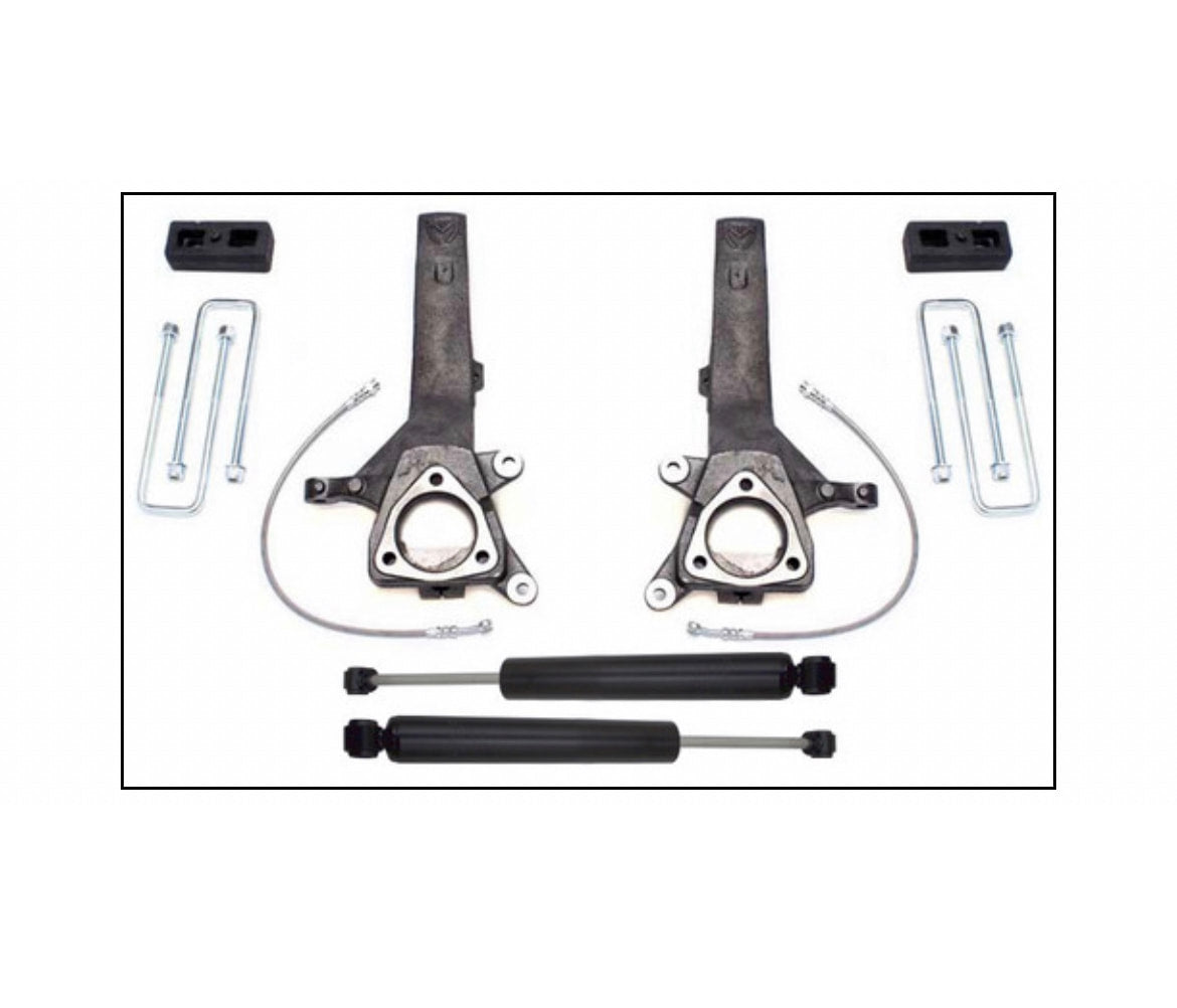 Maxtrac 4"/2" Lift Kit With Maxtrac Rear Shocks, 2004-2024 Nissan Titan 2WD